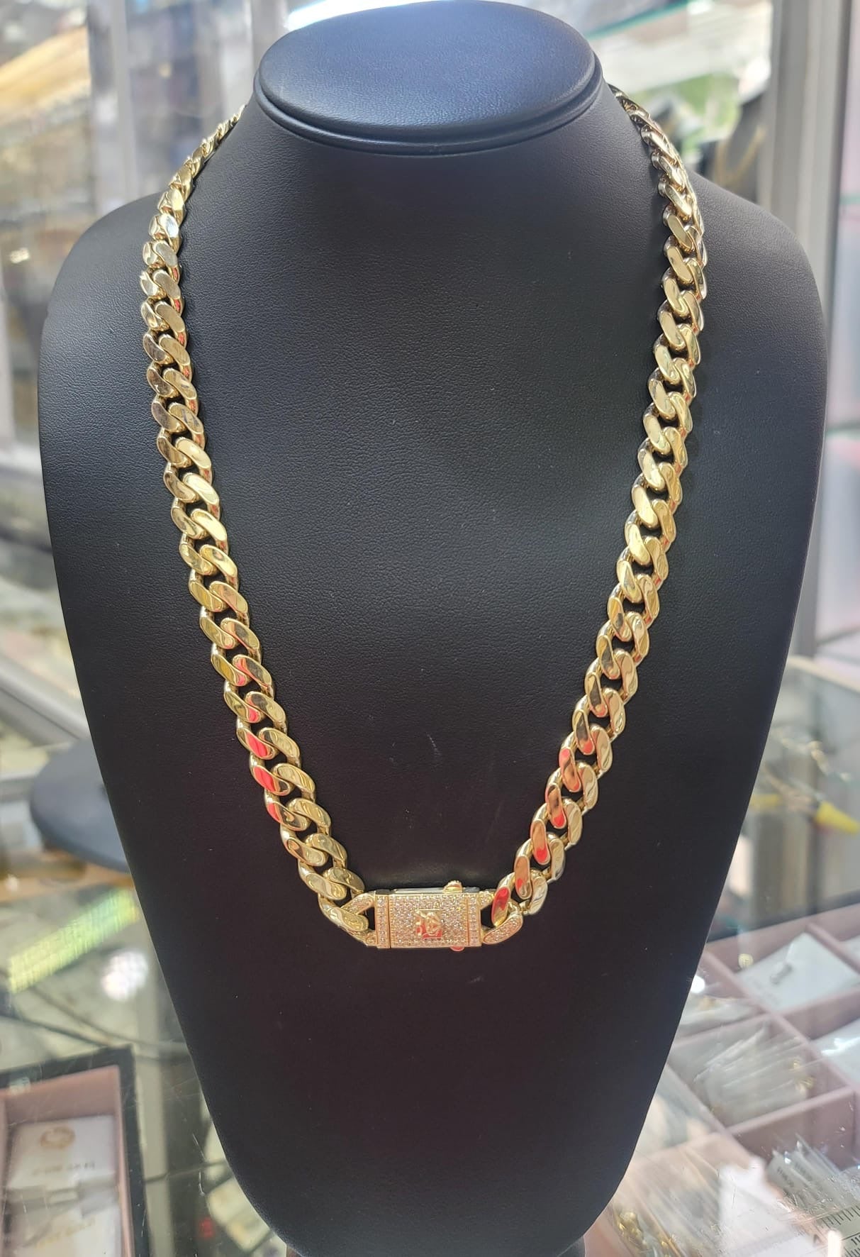 Men Monaco chain